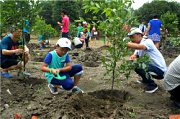 二（4）班級植樹(shù)節親子春遊活動選擇深圳九龍山(shān)生(shēng)态園